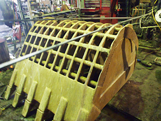 スケルトン底部補強 写真1